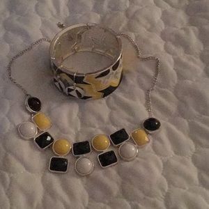 Cuff bracelet set